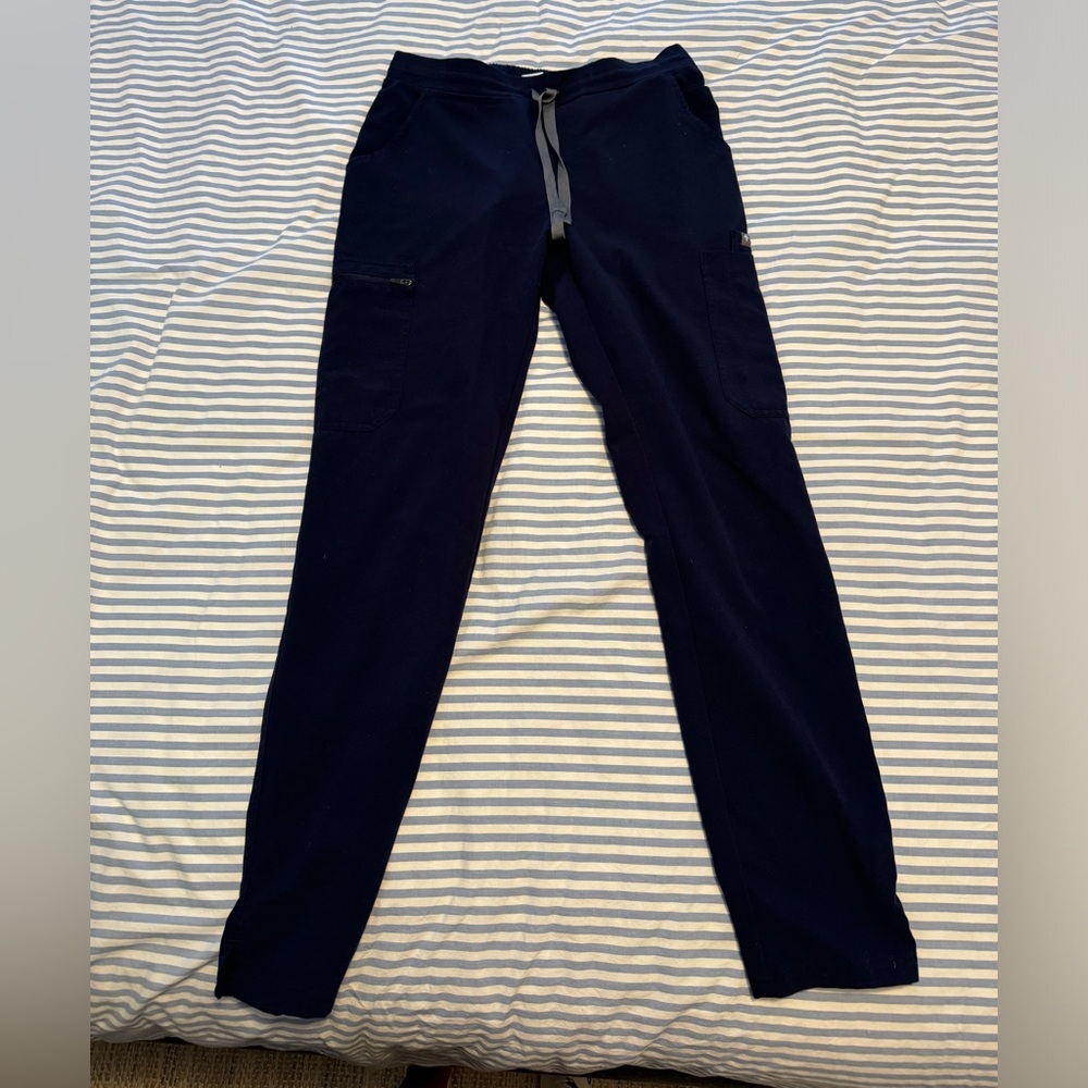 Figs Navy Yola Scrubs